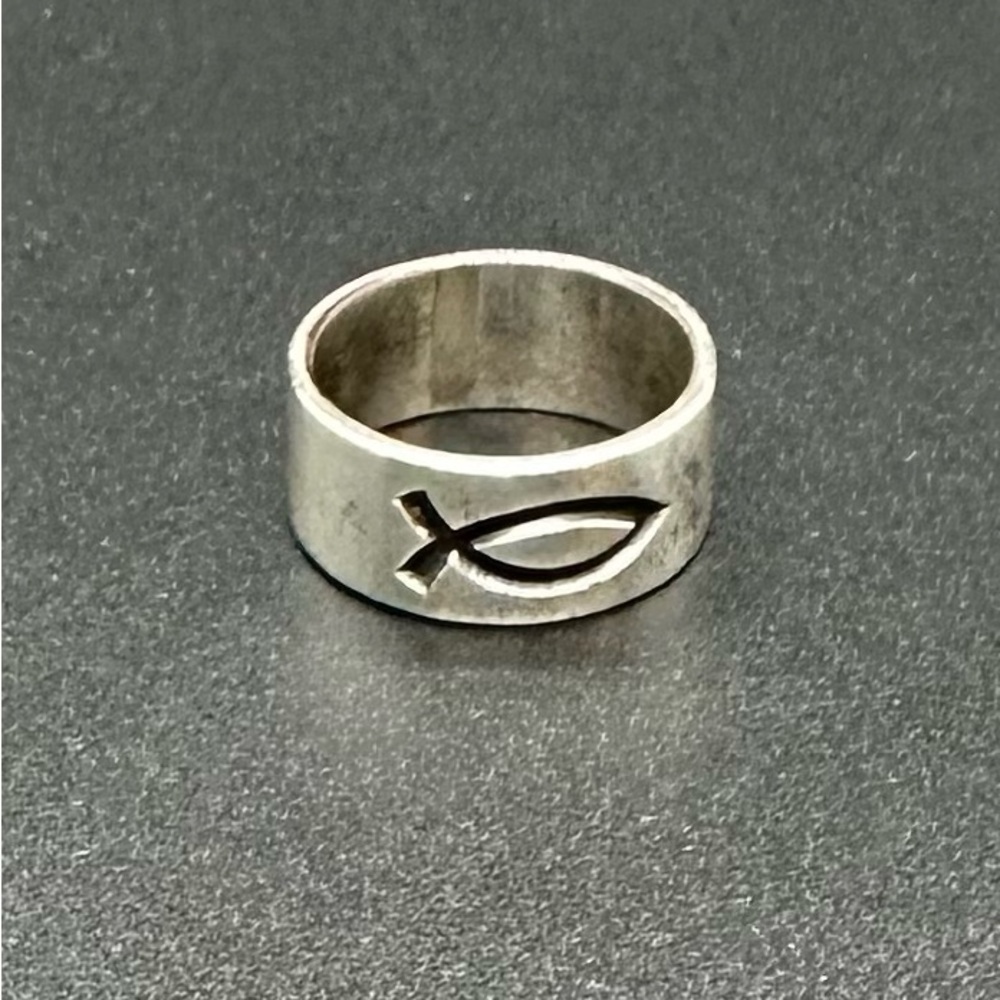 James Avery Retired Sterling Ichthus Fish Ring